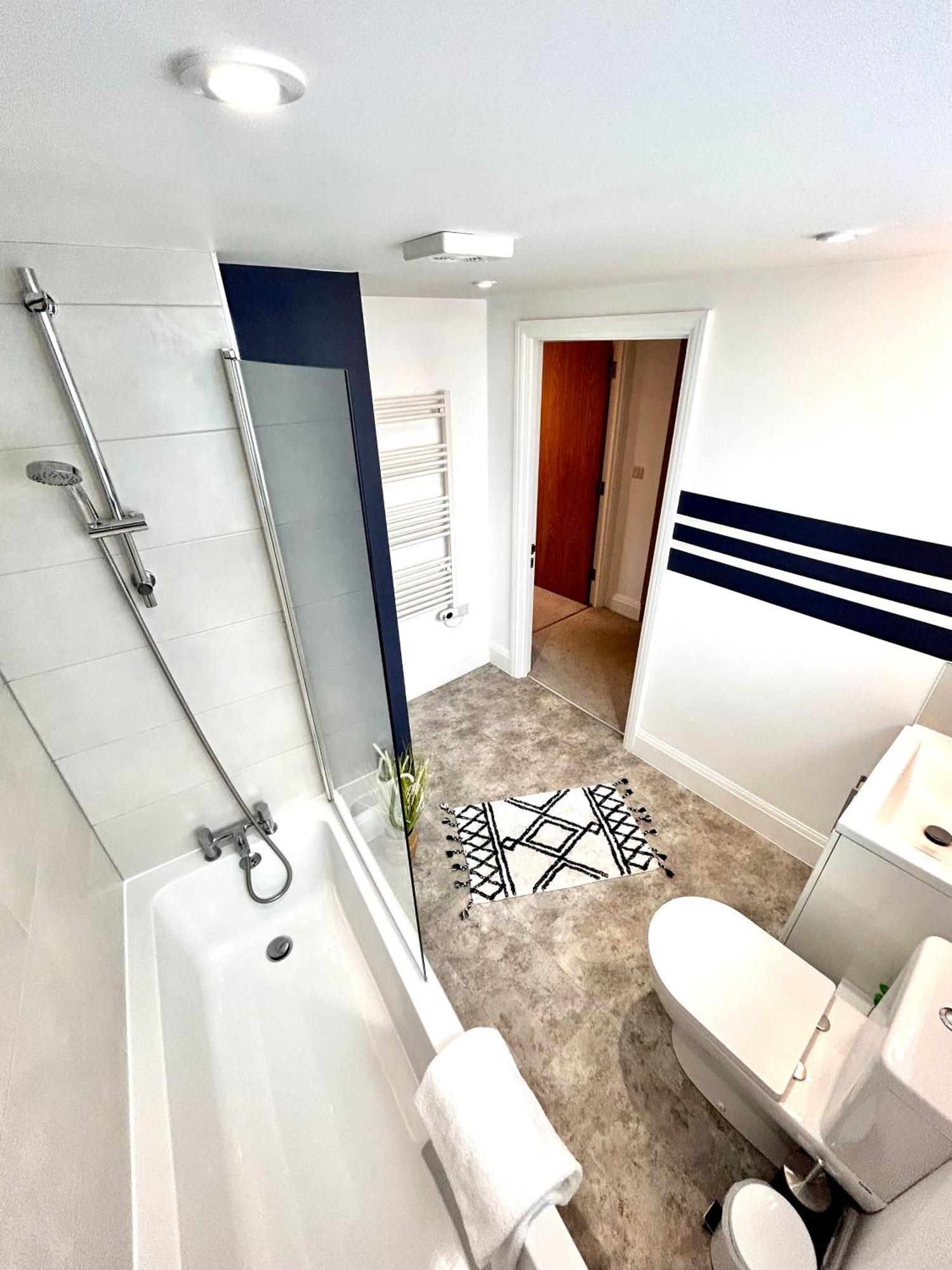 Sea Views - Harbour View, Torquay Central Location Экстерьер фото